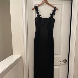 Vintage vtg black silk evening gown size 6 runs small **flawed